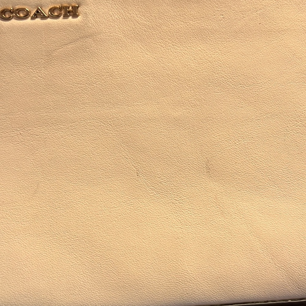 Large Coach Wristlet - Picture 7 of 8